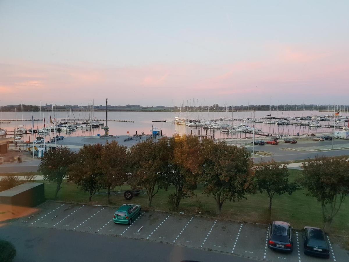 Ferienwohnung Kleine Hafenliebe Fehmarn Exterior foto